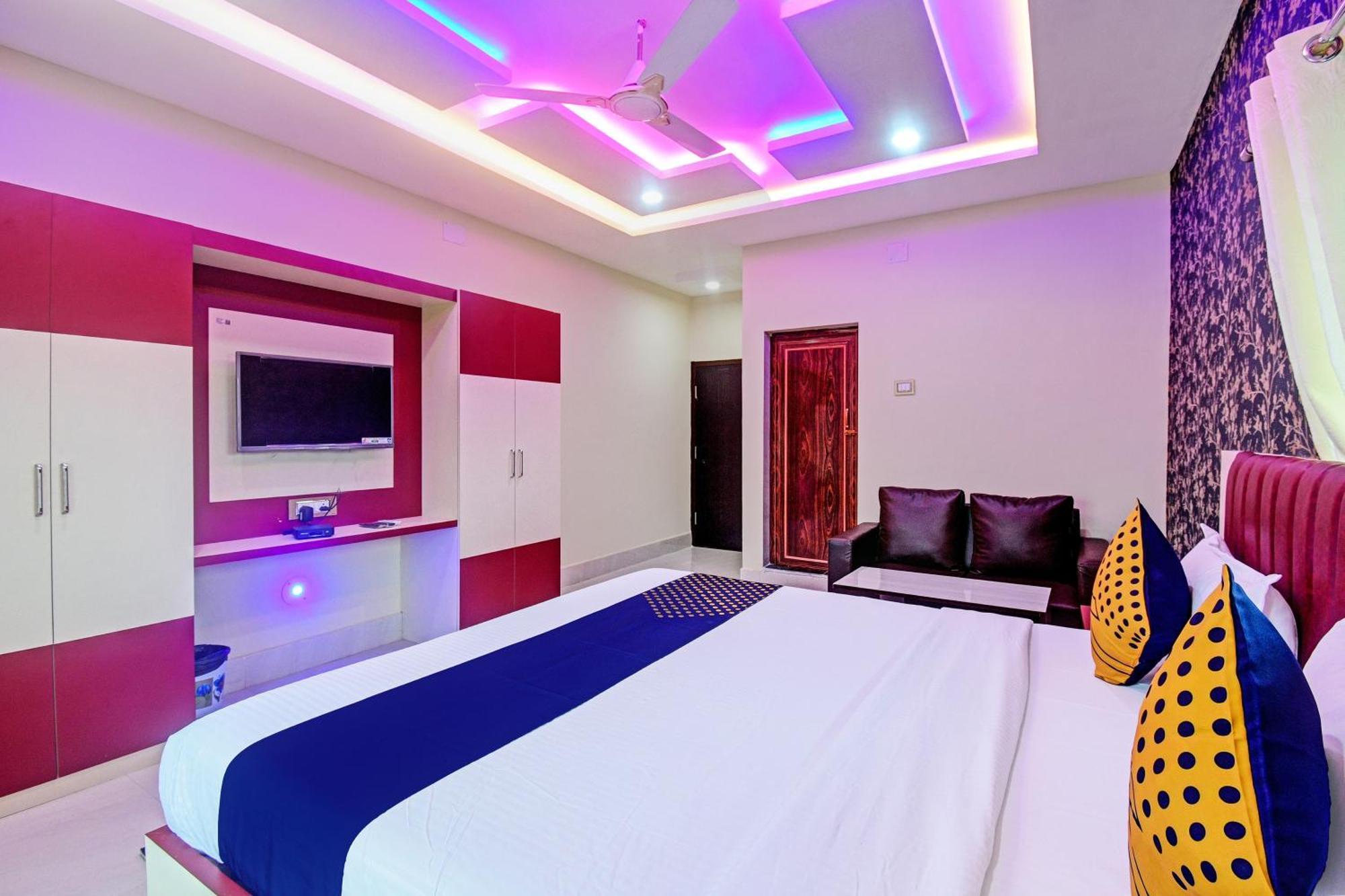Oyo Flagship Pratikshya Guest House Baripada المظهر الخارجي الصورة